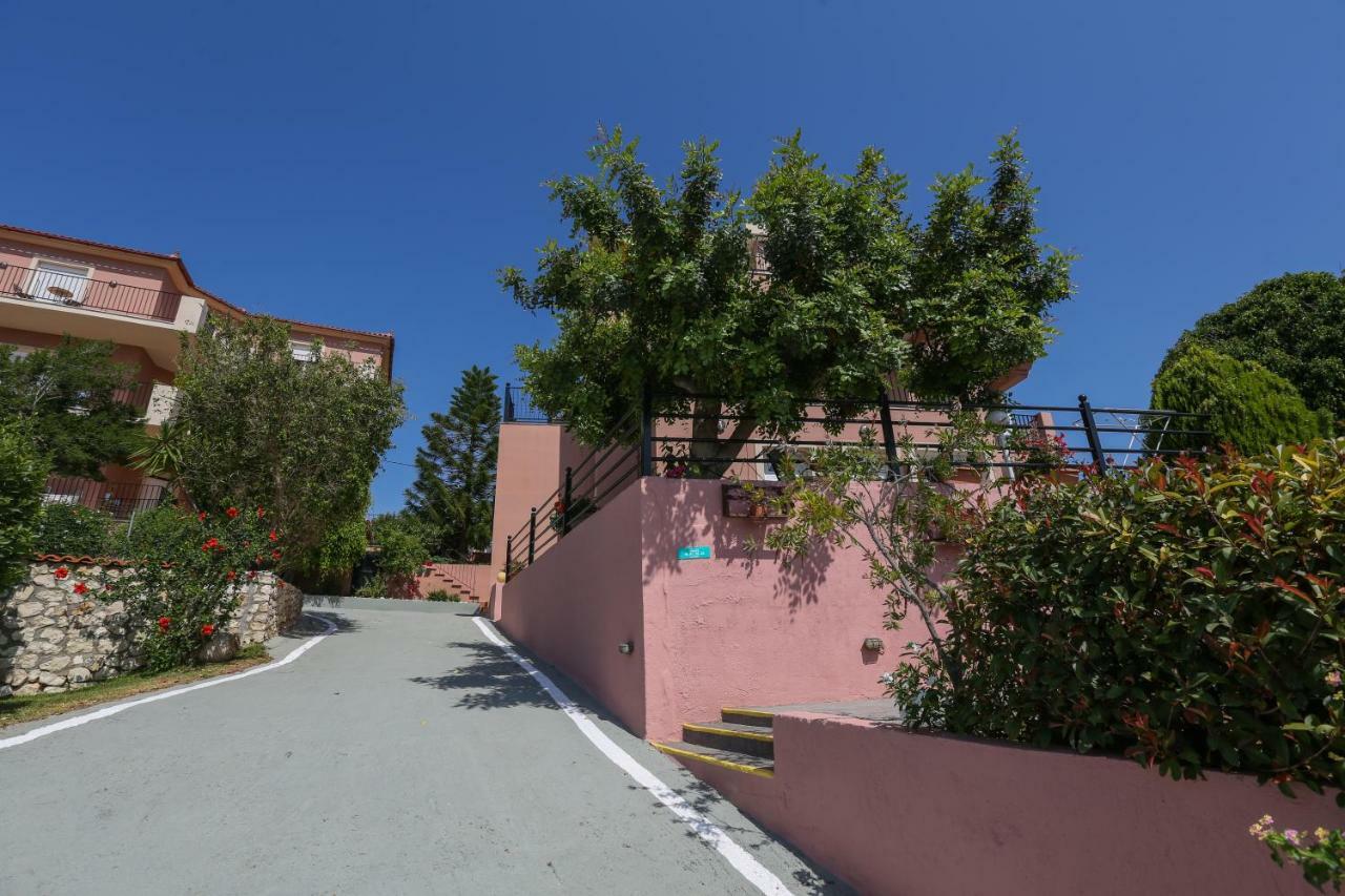 Pelagos Apartments Skala  Екстер'єр фото